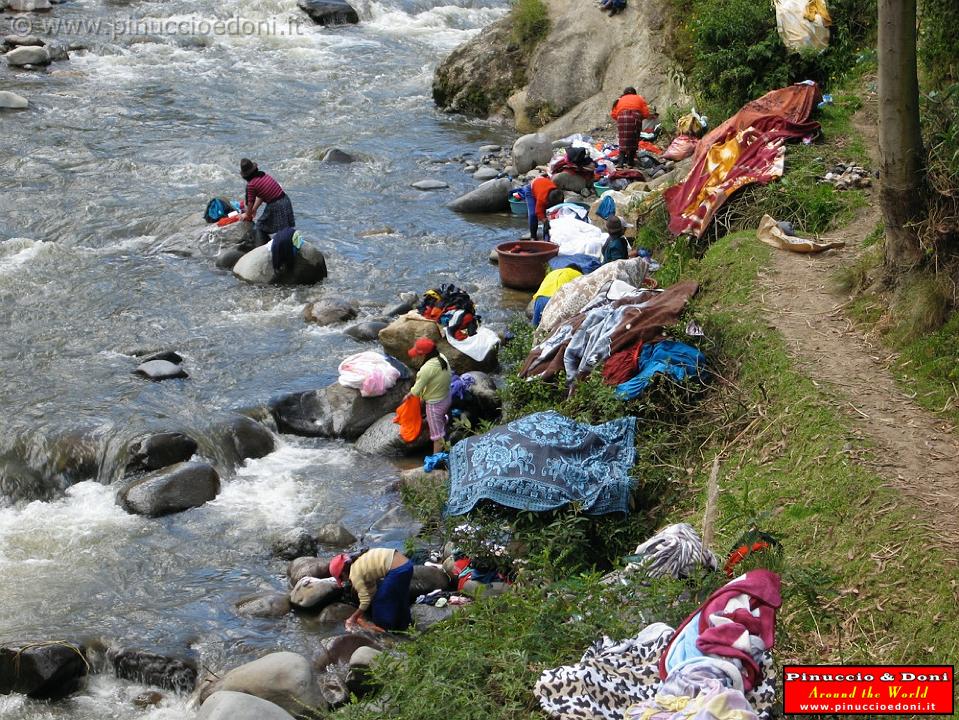 ECUADOR - Sulla strada per Ingapirca - 8.jpg